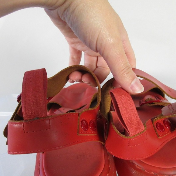 Dr. Martens Gryphon Gladiator Sandals Women 9 Red Platform Buckle Casual 1126 - Picture 8 of 16